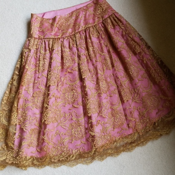 Trina Turk Dresses & Skirts - Vintage Trina Turk skirt. EUC.